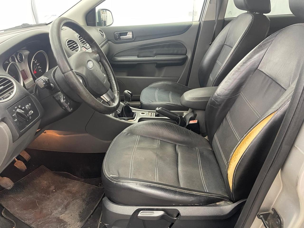 Ford Focus 1.6 tdci - TITANIUM MARCIANTE