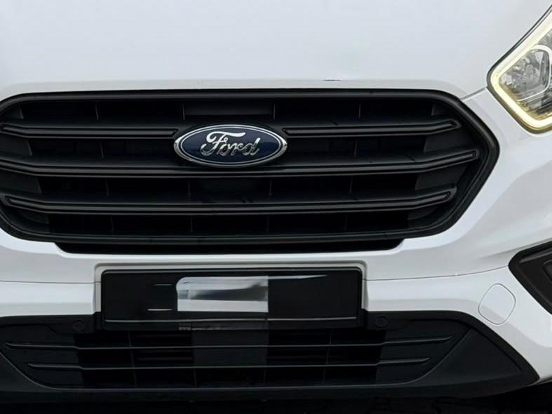 Ford Transit Custom 9 posti doppio clima