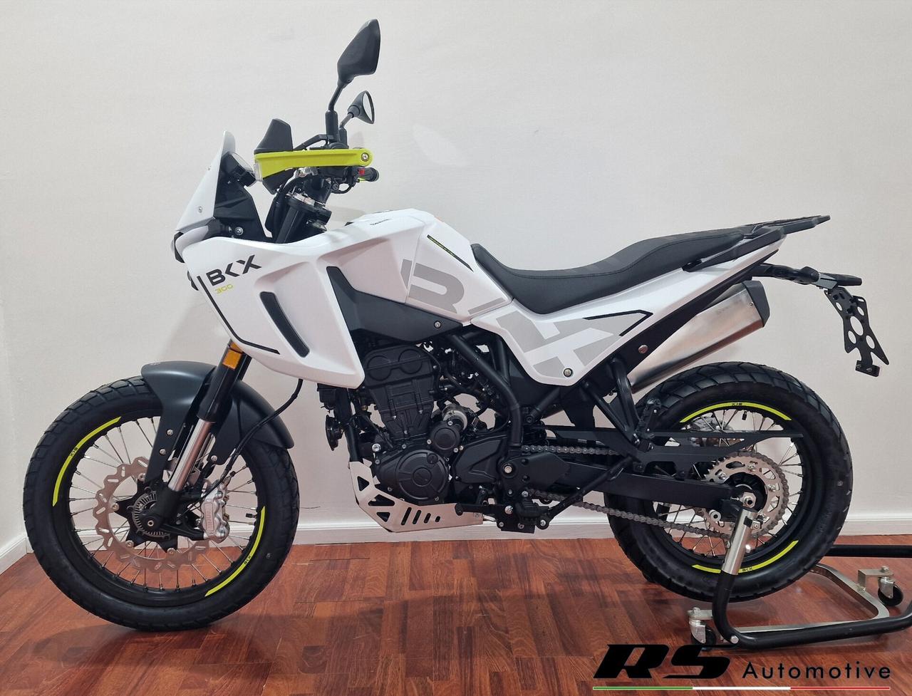 BENELLI BKX 300