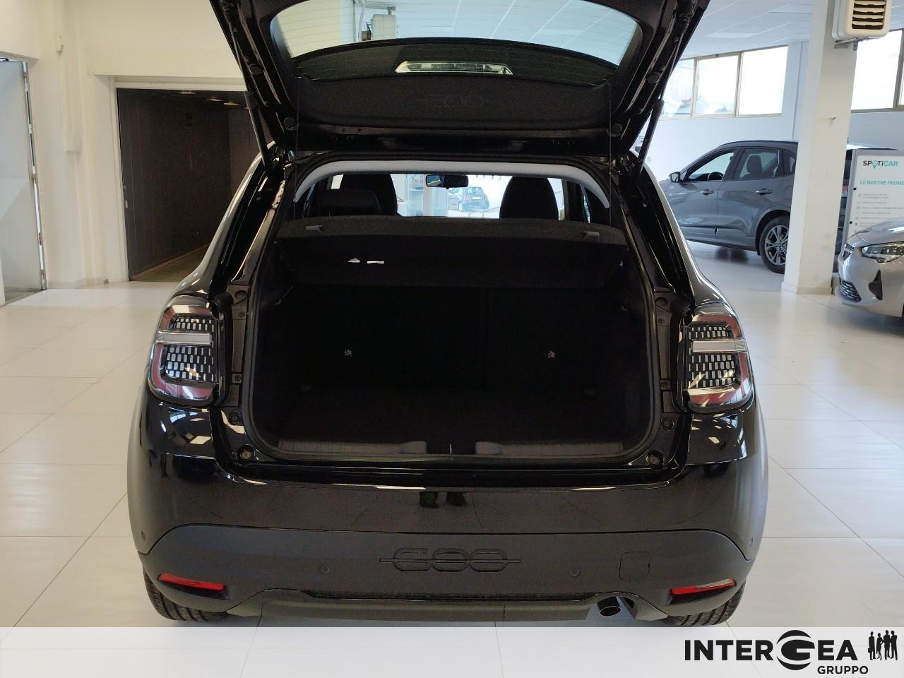 FIAT 600 Hybrid My25 600 1.2 Hybrid100cv