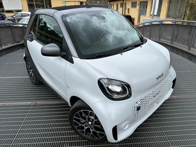 SMART ForTwo EQ CABRIO PRIME MOON WHITE MATT PELLE UFF.LE MB