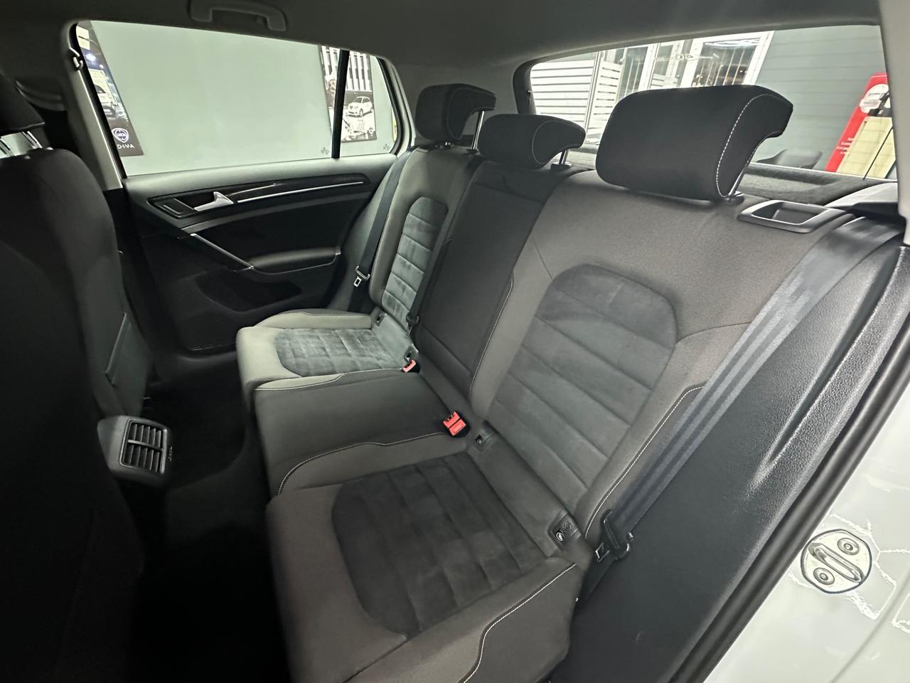 Volkswagen Golf 1.6 TDI DSG 5p. Highline BlueMotion Tech