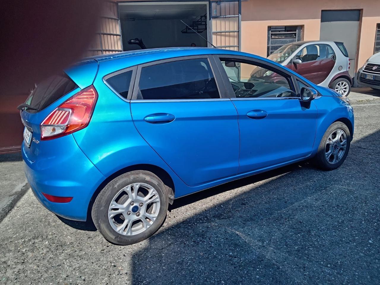 Ford Fiesta 1.4 5p. Bz.- GPL Titanium