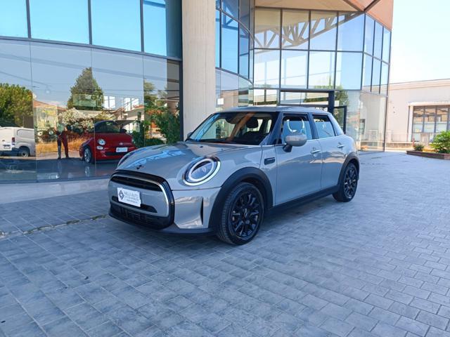 MINI Cooper 1.5 One Business 5 porte