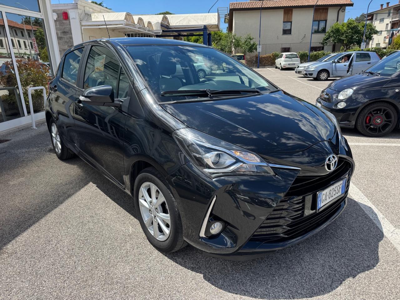 Toyota Yaris 1.5 5 porte Active