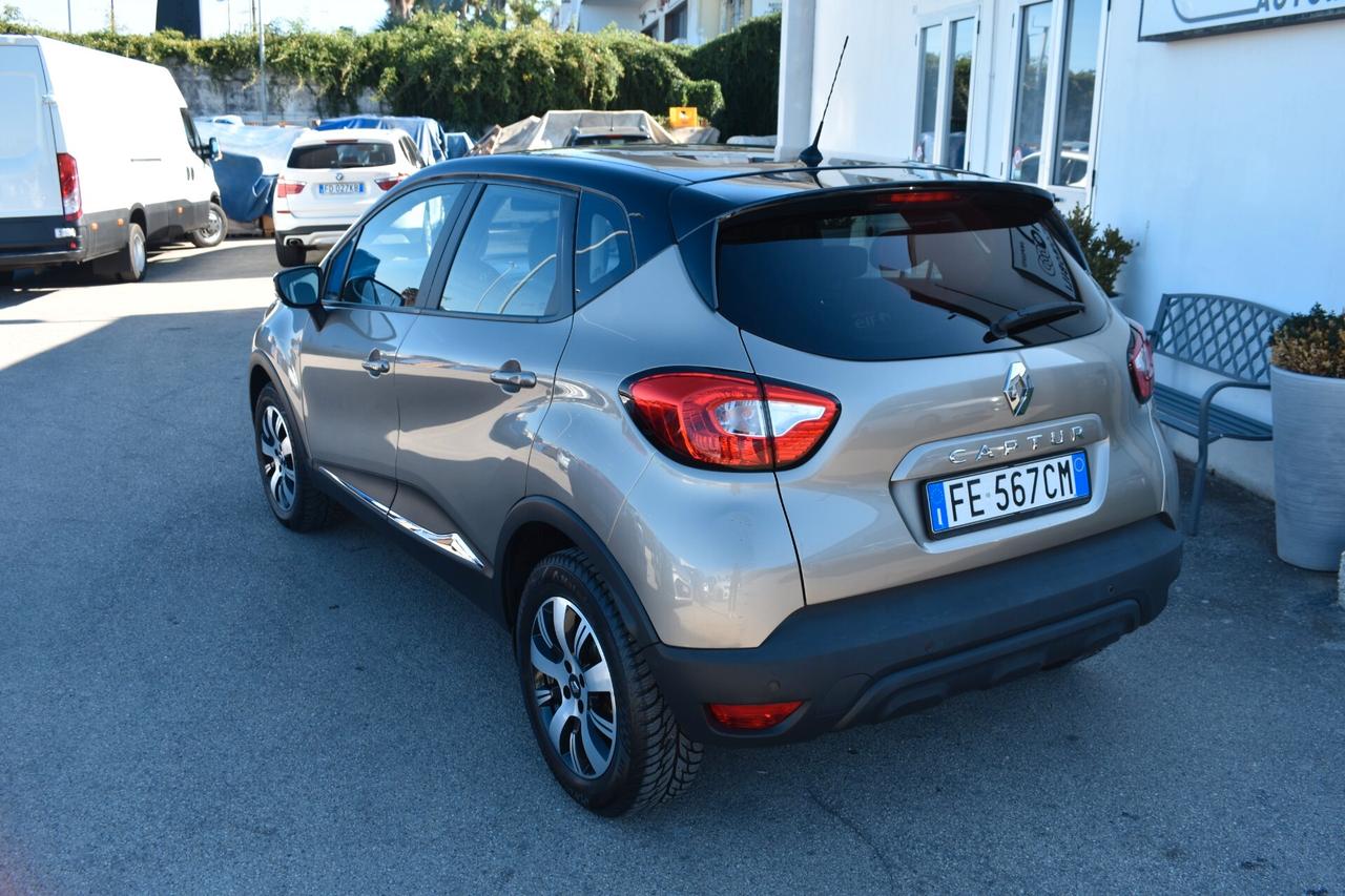 Renault Captur Life - 2016