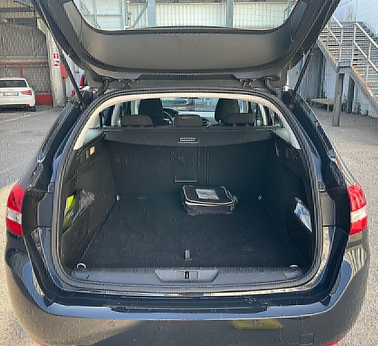 PEUGEOT 308 1.5 BLUE HDi 100 S&S SW