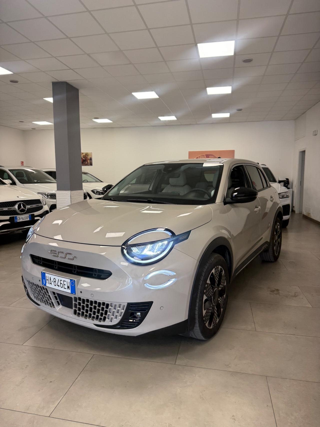Fiat 600 Hybrid 110 CV DCT MHEV La Prima II