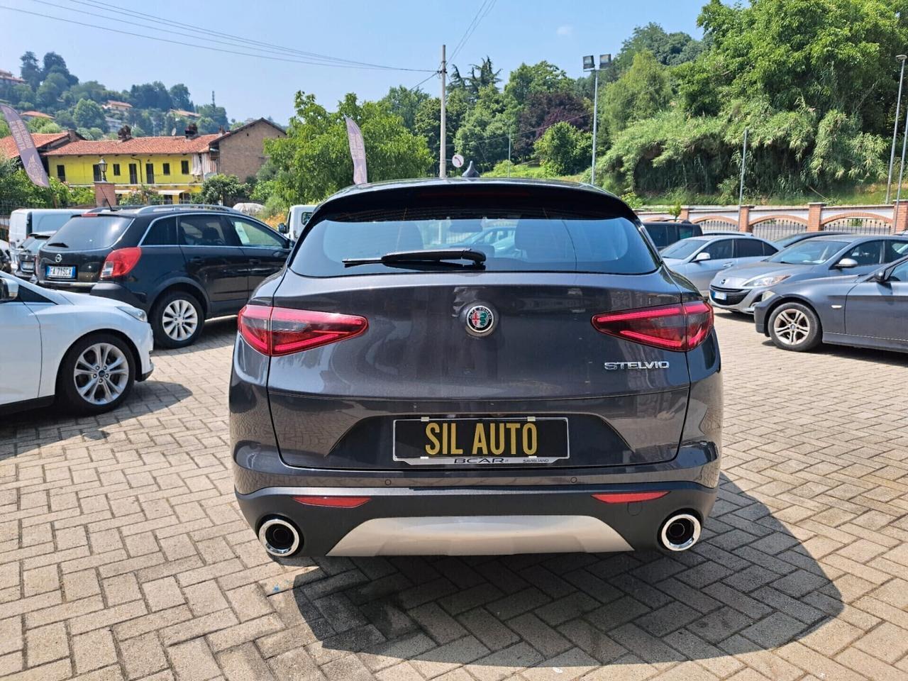 Alfa Romeo Stelvio 2.2 Turbodiesel 150 CV AT8 RWD Super