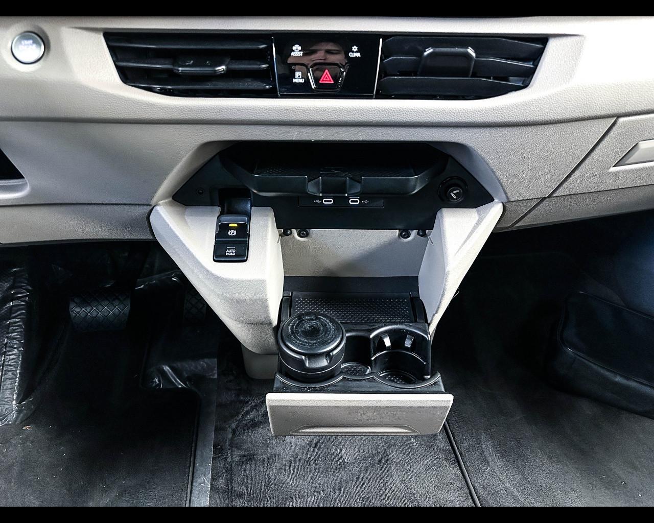 VOLKSWAGEN California 7ª '24-> - California 2.0 TDI 150 CV DSG Beach Tour