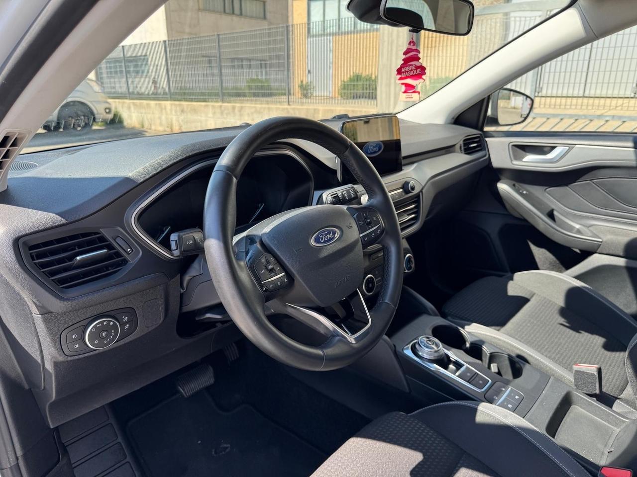 Ford Focus + Bmw X1. Prezzo 10.000€