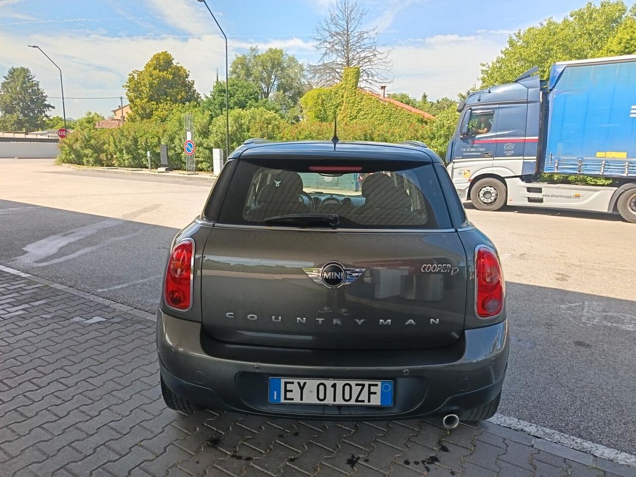 Mini 1.6 Cooper D Countryman ok neo patente