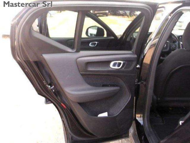 VOLVO XC40 XC40 1.5 t2 Momentum Business Navi - GF134RZ