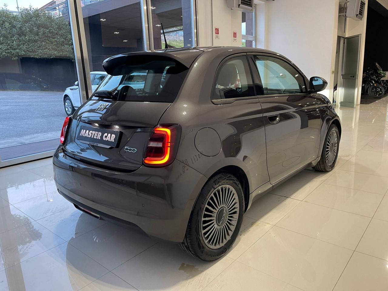 Fiat 500 Icon Berlina 42 kWh