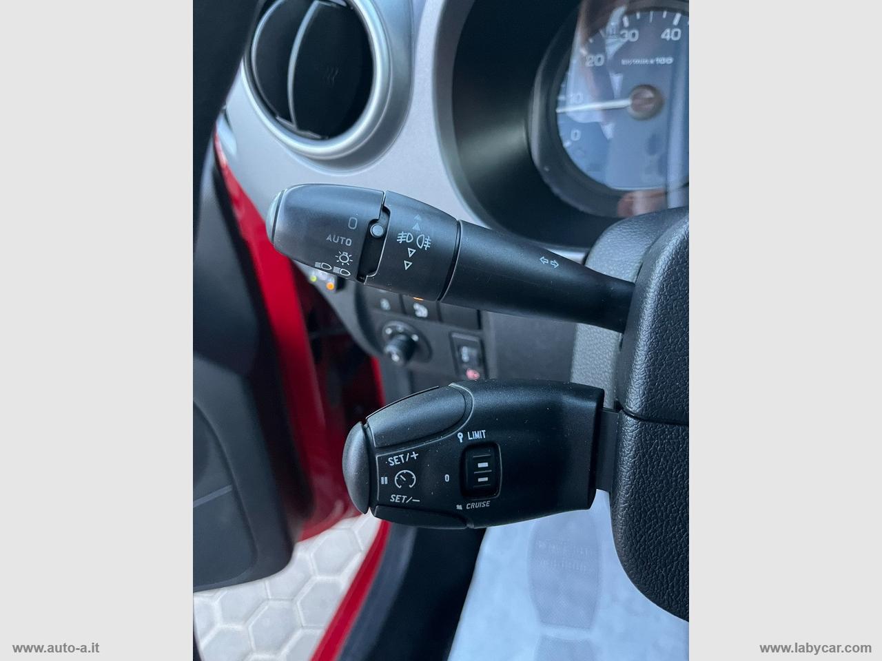 PEUGEOT Partner Tepee VTi 120 Active