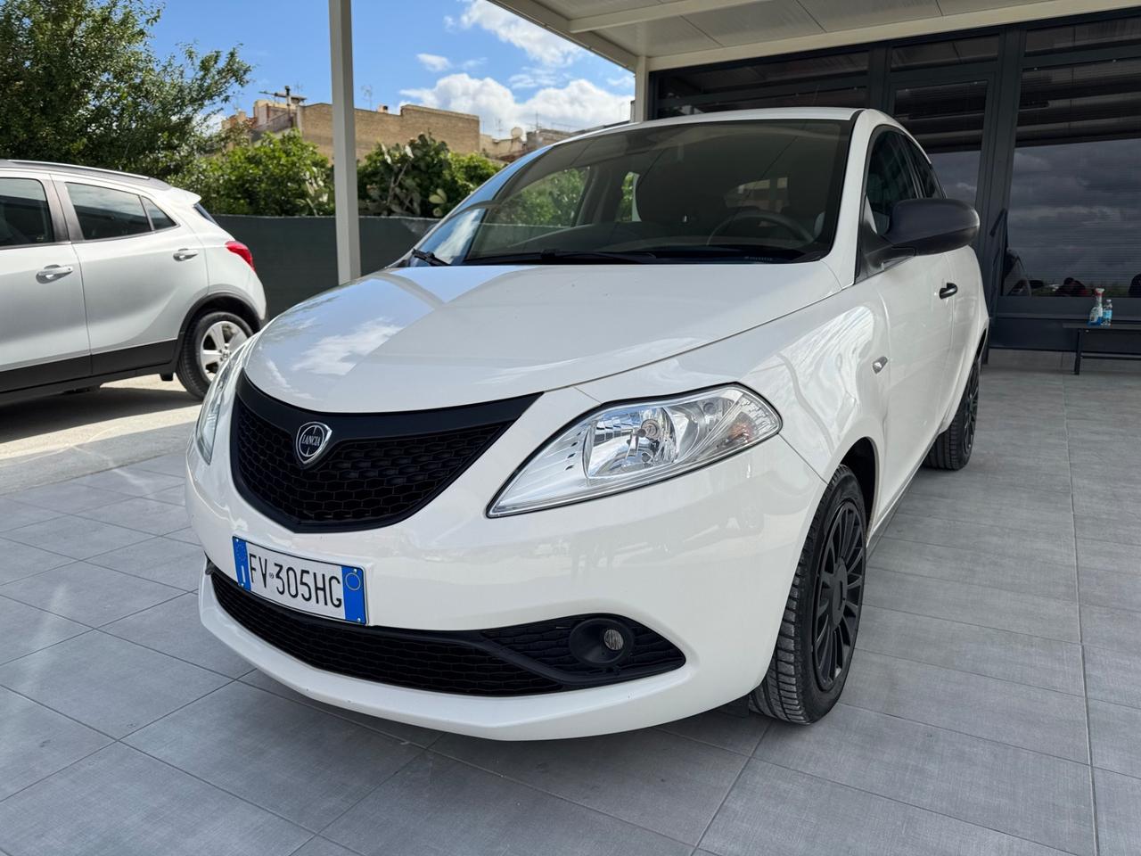 Lancia Ypsilon 1.2 69 CV 5 porte GPL Ecochic Elefantino Blu