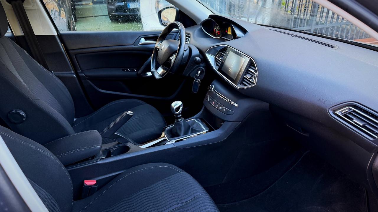 Peugeot 308 1.6 Hdi Business 120Cv - 2016