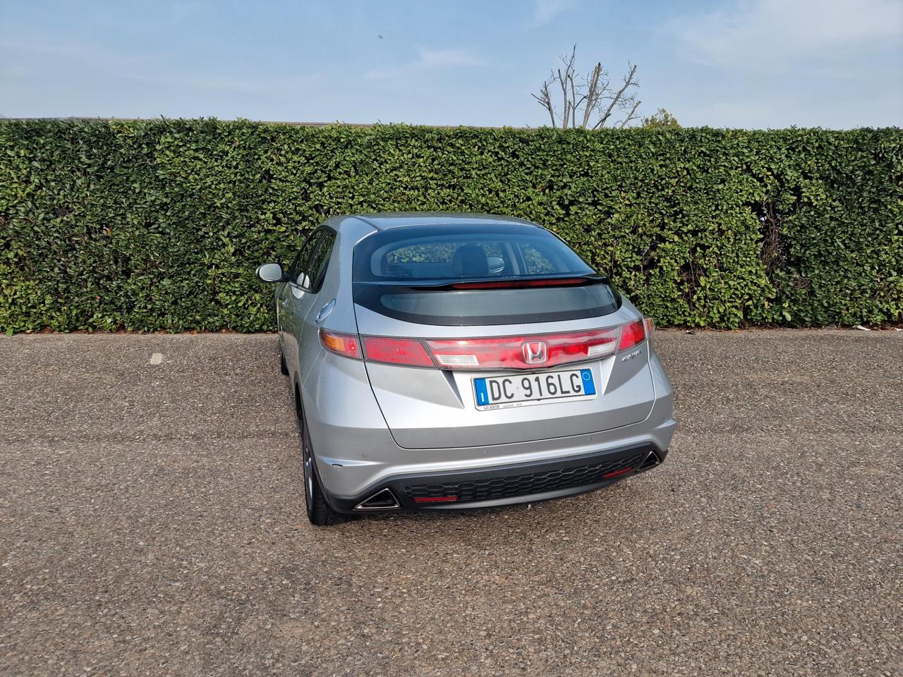 Honda Civic 1.8 i-VTEC 5p Sport
