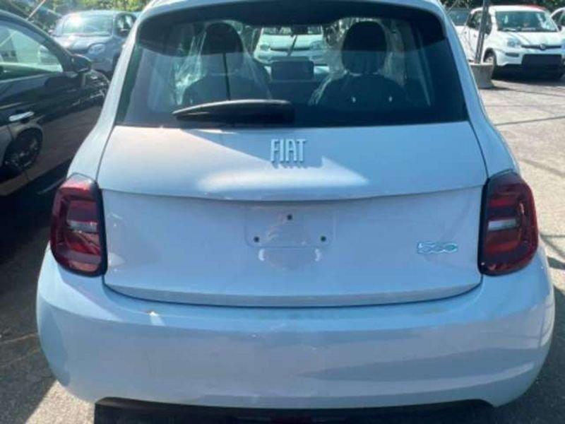 FIAT 500e Nuova 500 3+1 My23 La Nuova 500