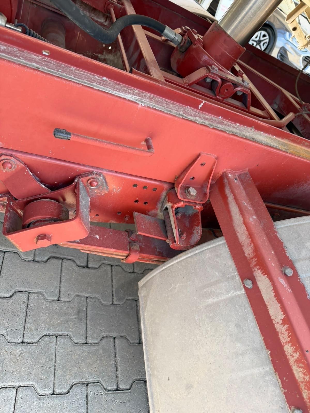 IVECO 35c13 RIBALTABILE TRILATERALE