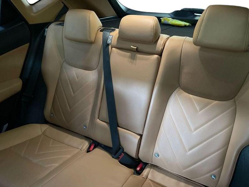 Lexus NX NX 350h 2.5 Luxury 4wd 244cv e-cvt