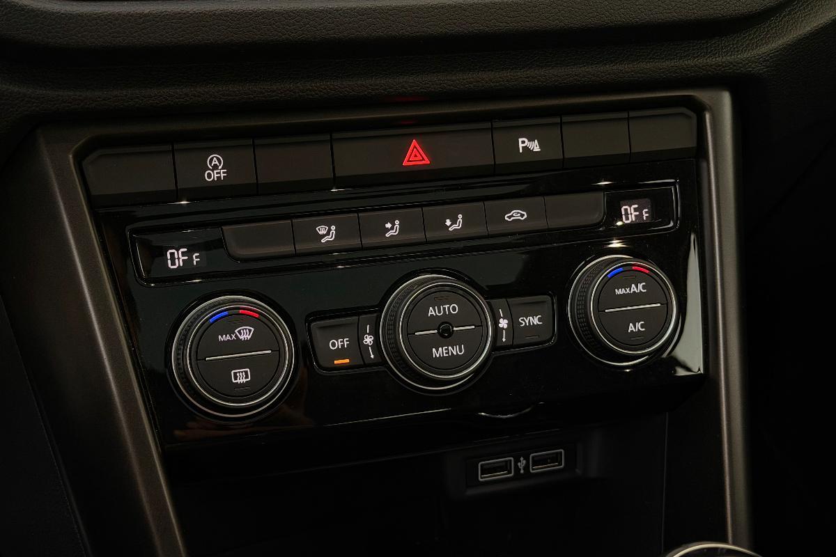 VOLKSWAGEN T-Roc 1.0 TSI Style BlueMotion Tech.