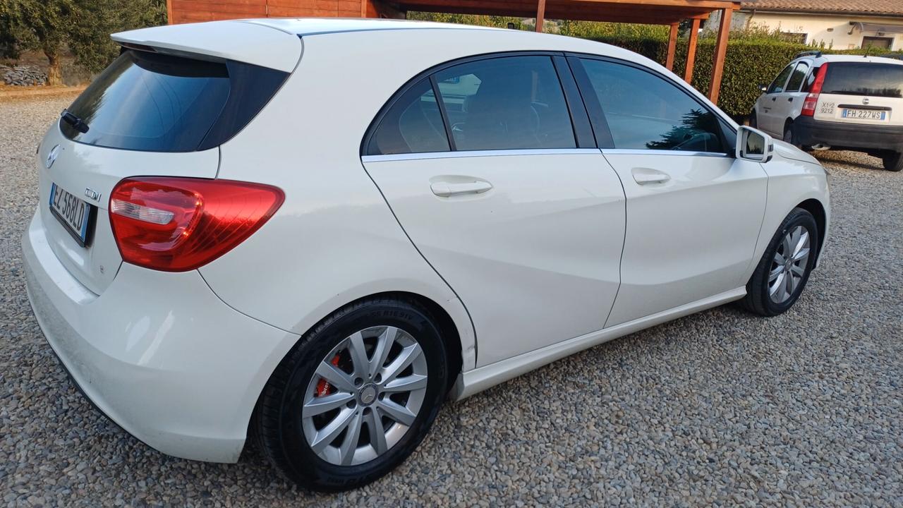 Mercedes-benz A 180 CDI Automatic Dark Night Edition
