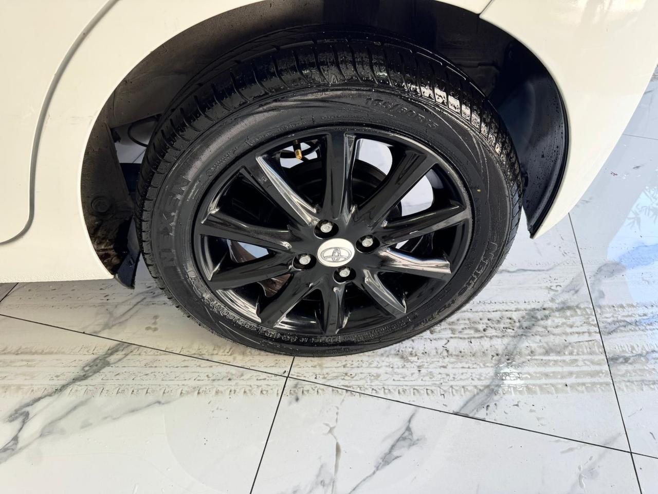 Toyota Aygo 1.0 VVT-i 69 CV 5 porte -TELECAMERA-GARANTITA-2017