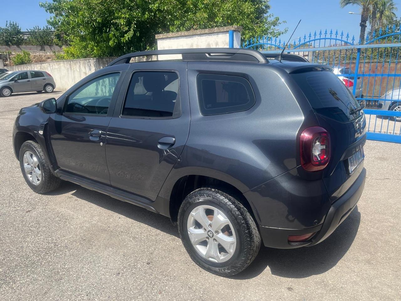 Dacia duster 4x4-1.5 dci- full-12/2017