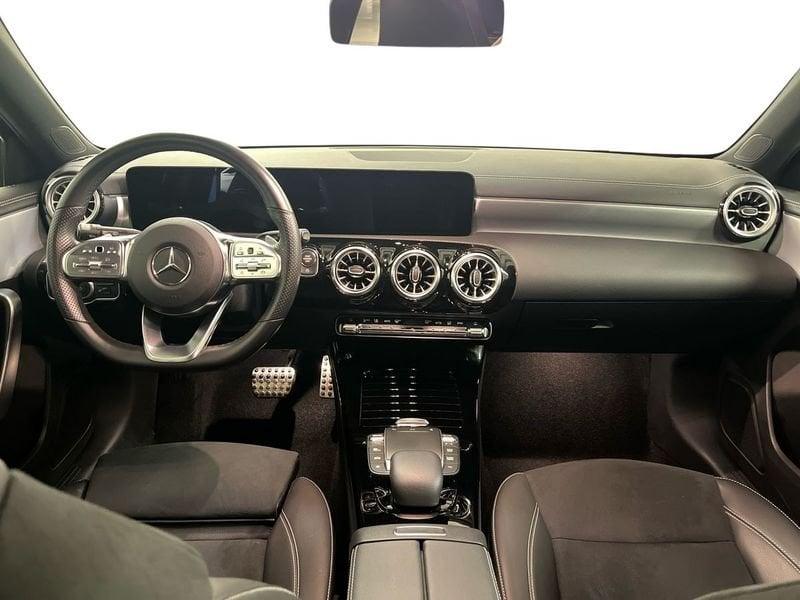 Mercedes-Benz Classe A A 180 d Automatic Premium night edition
