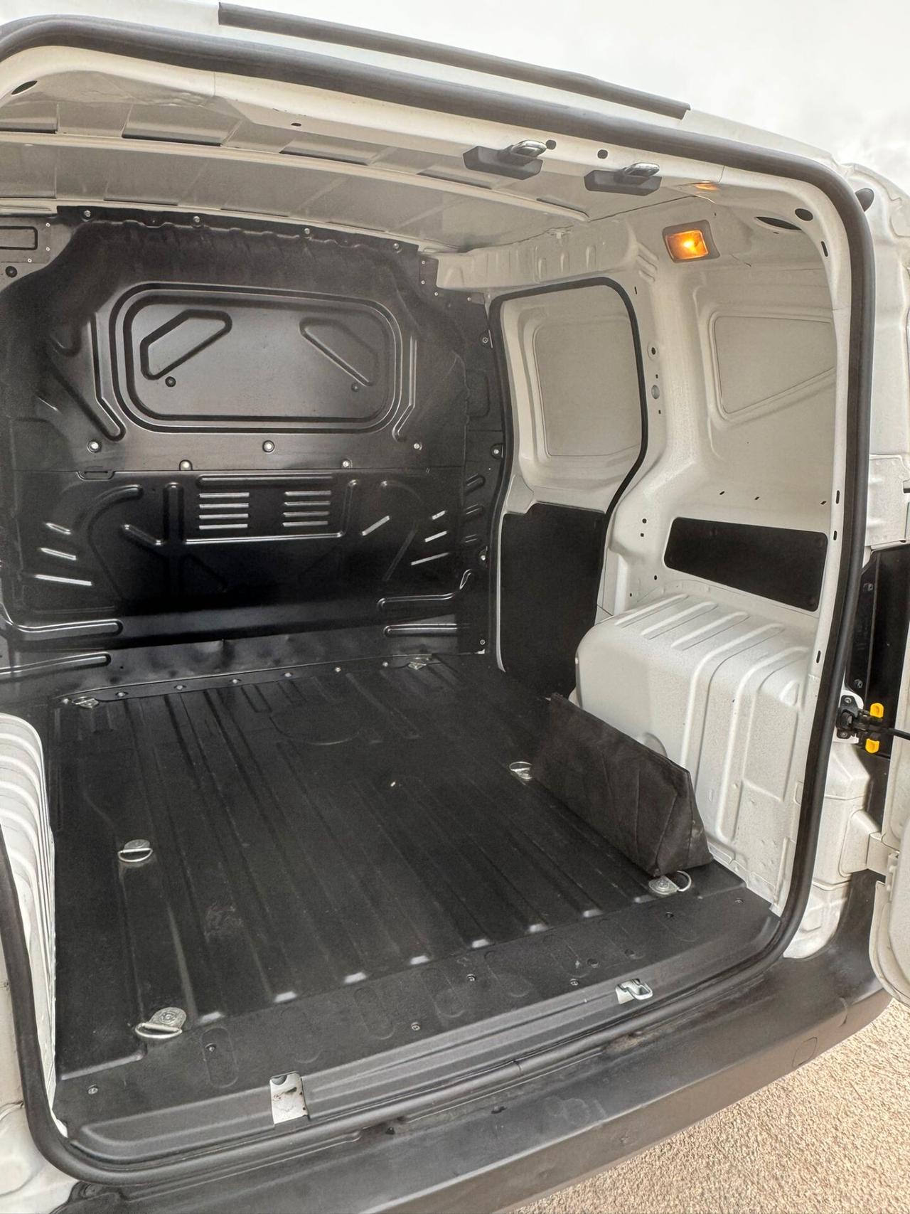 Fiat Fiorino 1.3 MJT 95CV Combinato SX