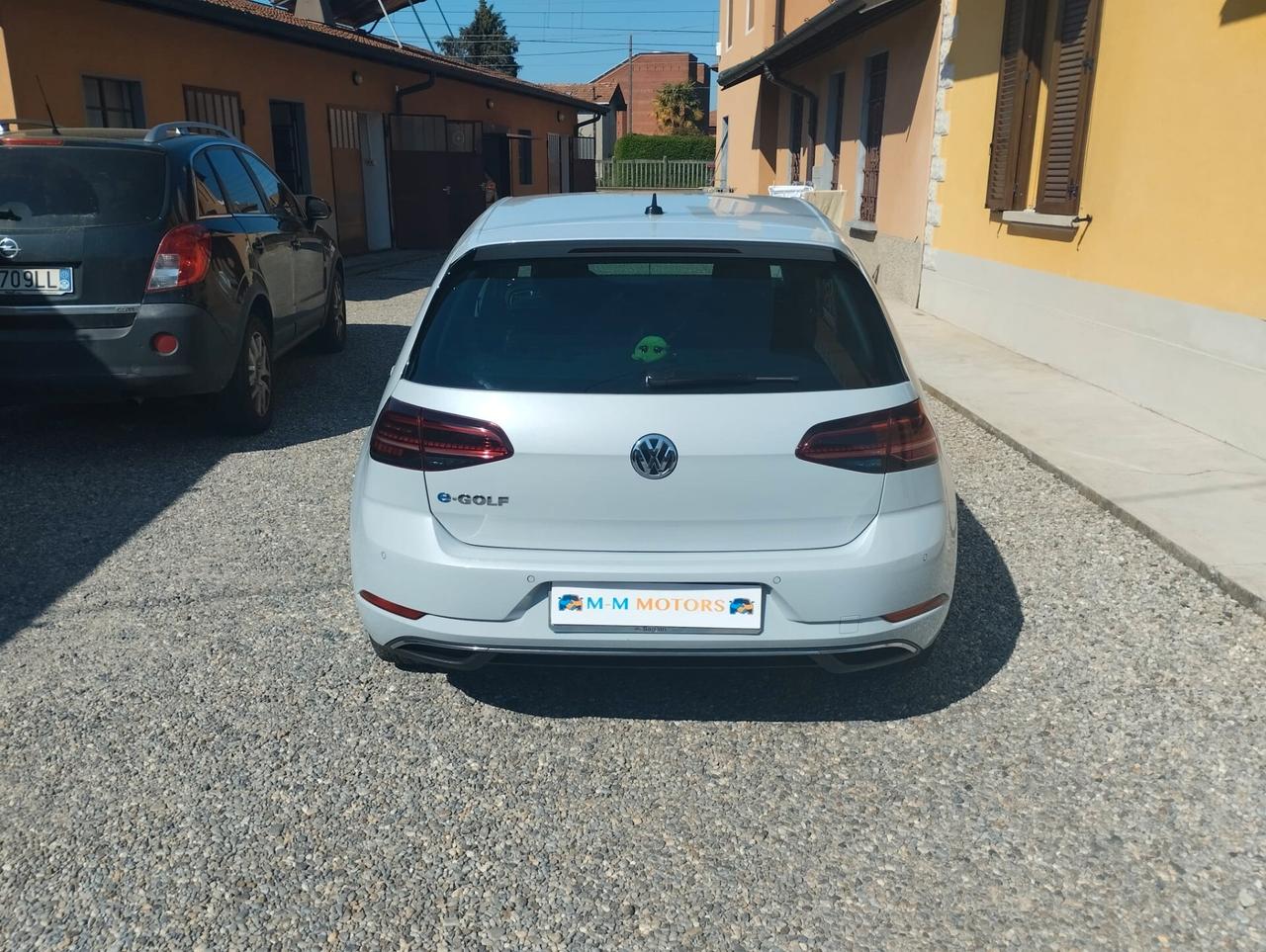 Volkswagen Golf e-Golf 136 CV