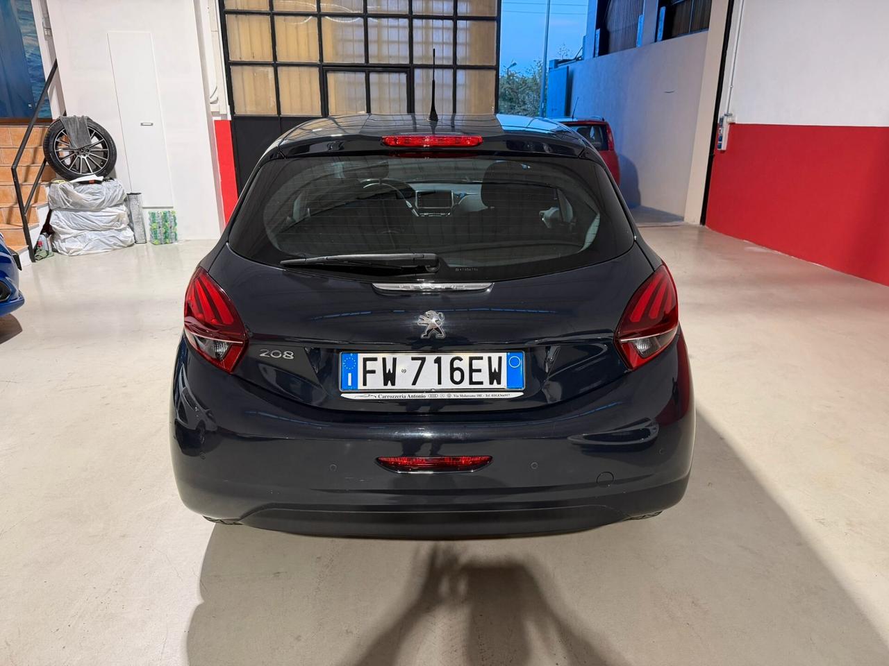 Peugeot 208 PureTech 82 5 porte Allure