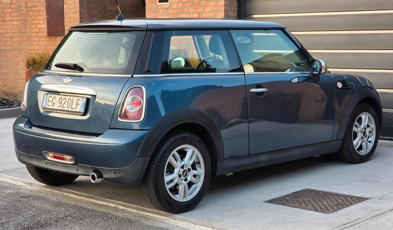 Mini One benzină 1.6 neopatentati euro5B prezzo5200