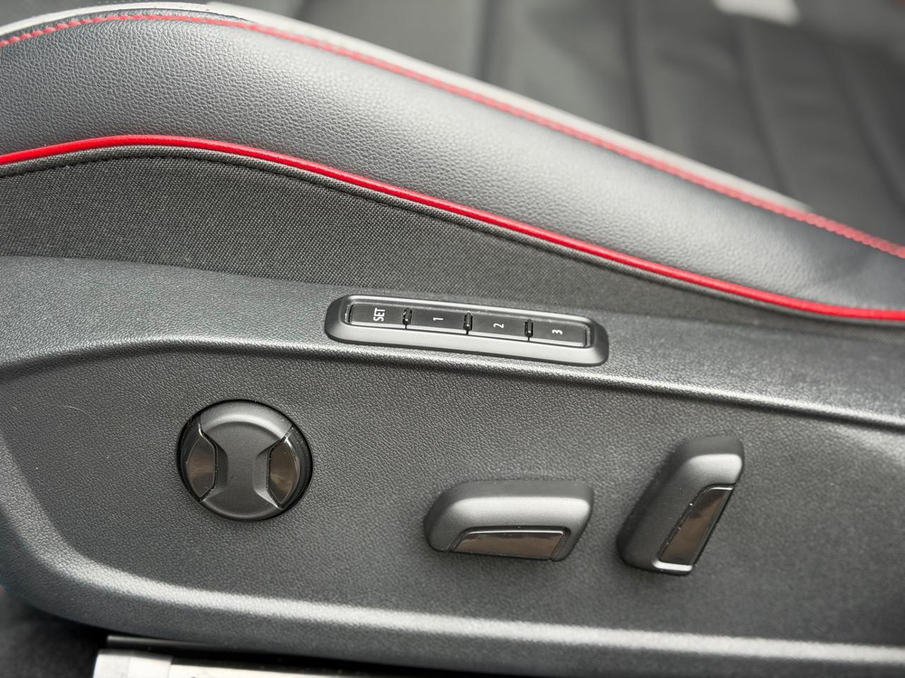 Volkswagen Golf GTI 2.0 TSI 245cv