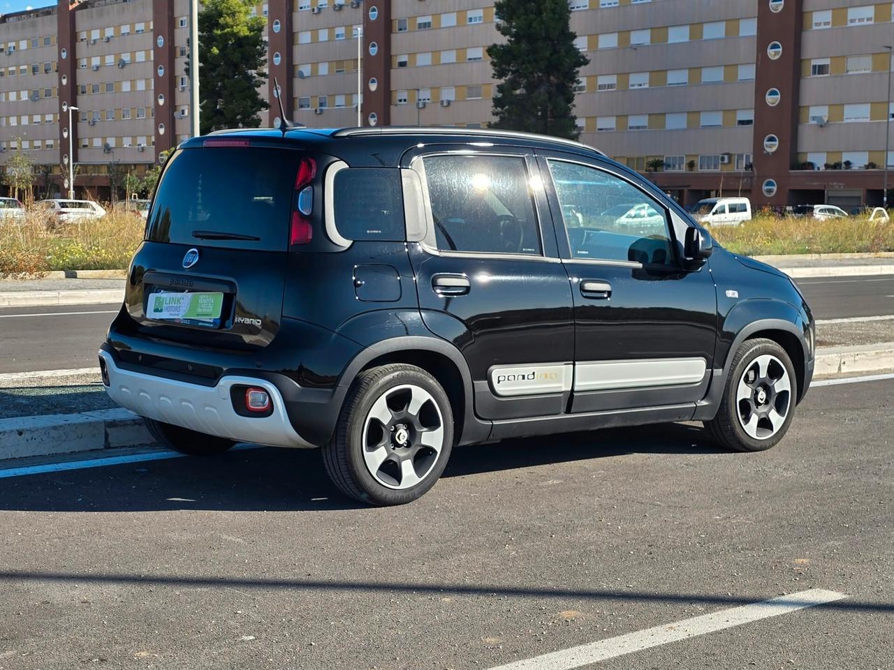Fiat Panda Pandina 1.0 FireFly 70 CV Hybrid Cross