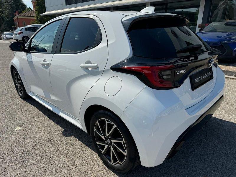 Toyota Yaris Hybrid Lounge MY22