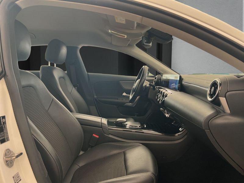 Mercedes-Benz CLA 180 d Automatic Sport