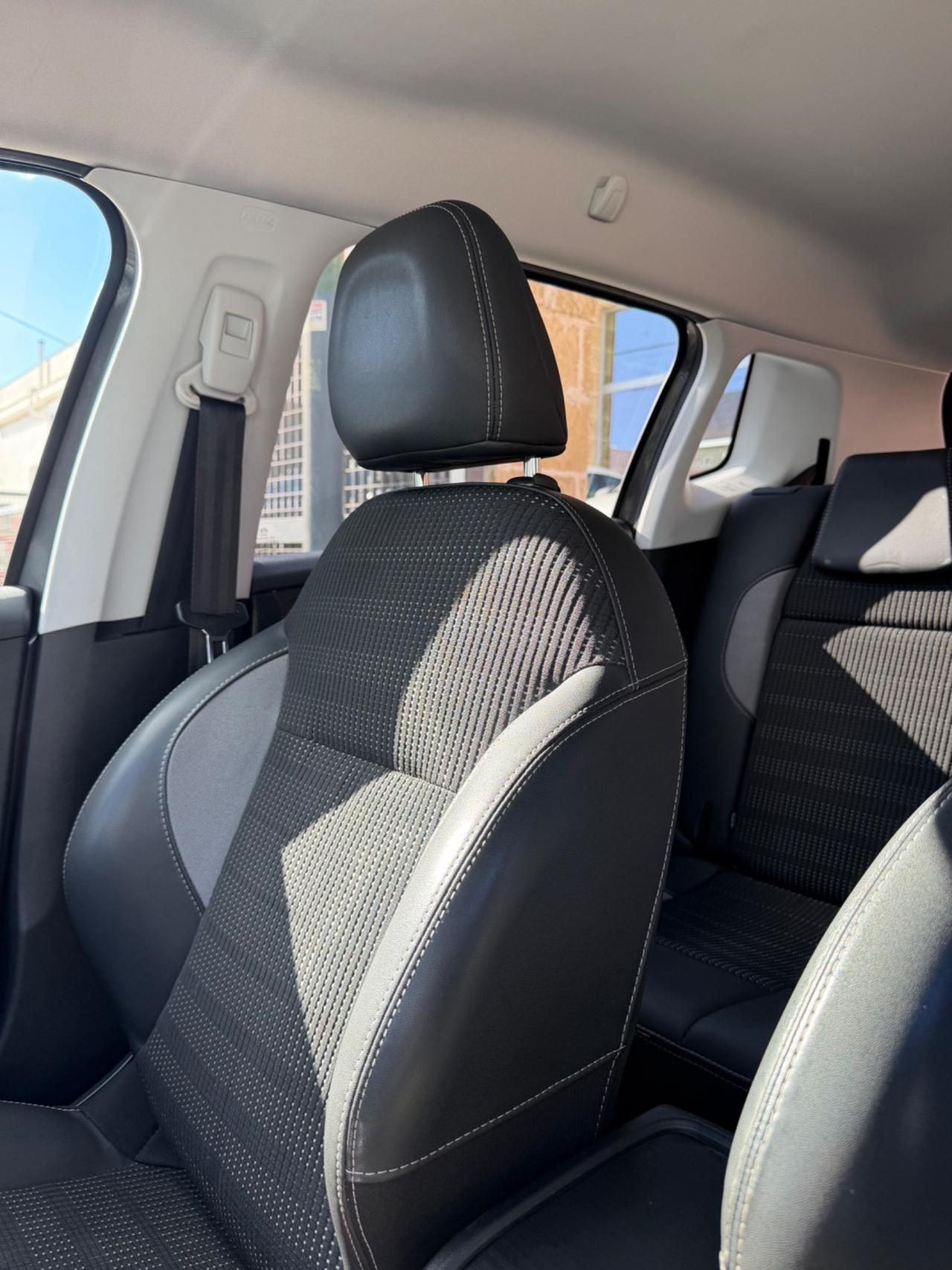 Peugeot 2008 ALLURE 1.5 100 cv-2018/NAVI/PELLE