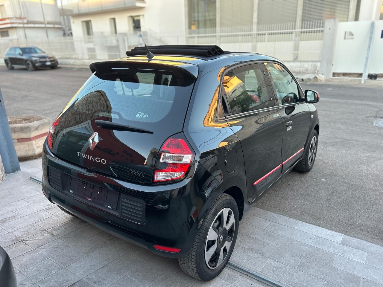 Renault Twingo Cabrio 1.0 69 cv-2016-CLIMA