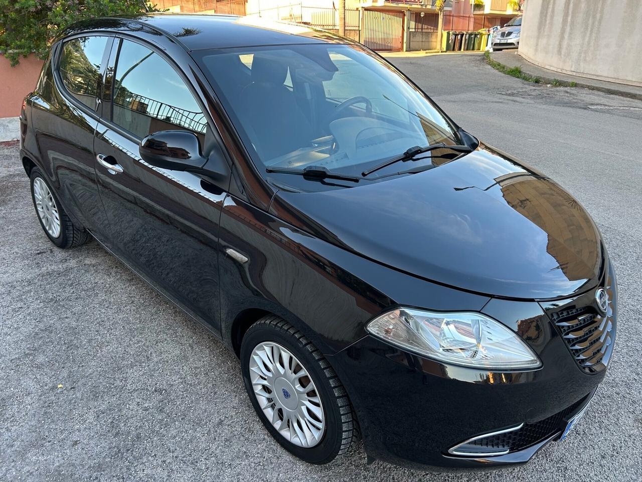 Lancia Ypsilon 1.2 benz ideale per neo patentati