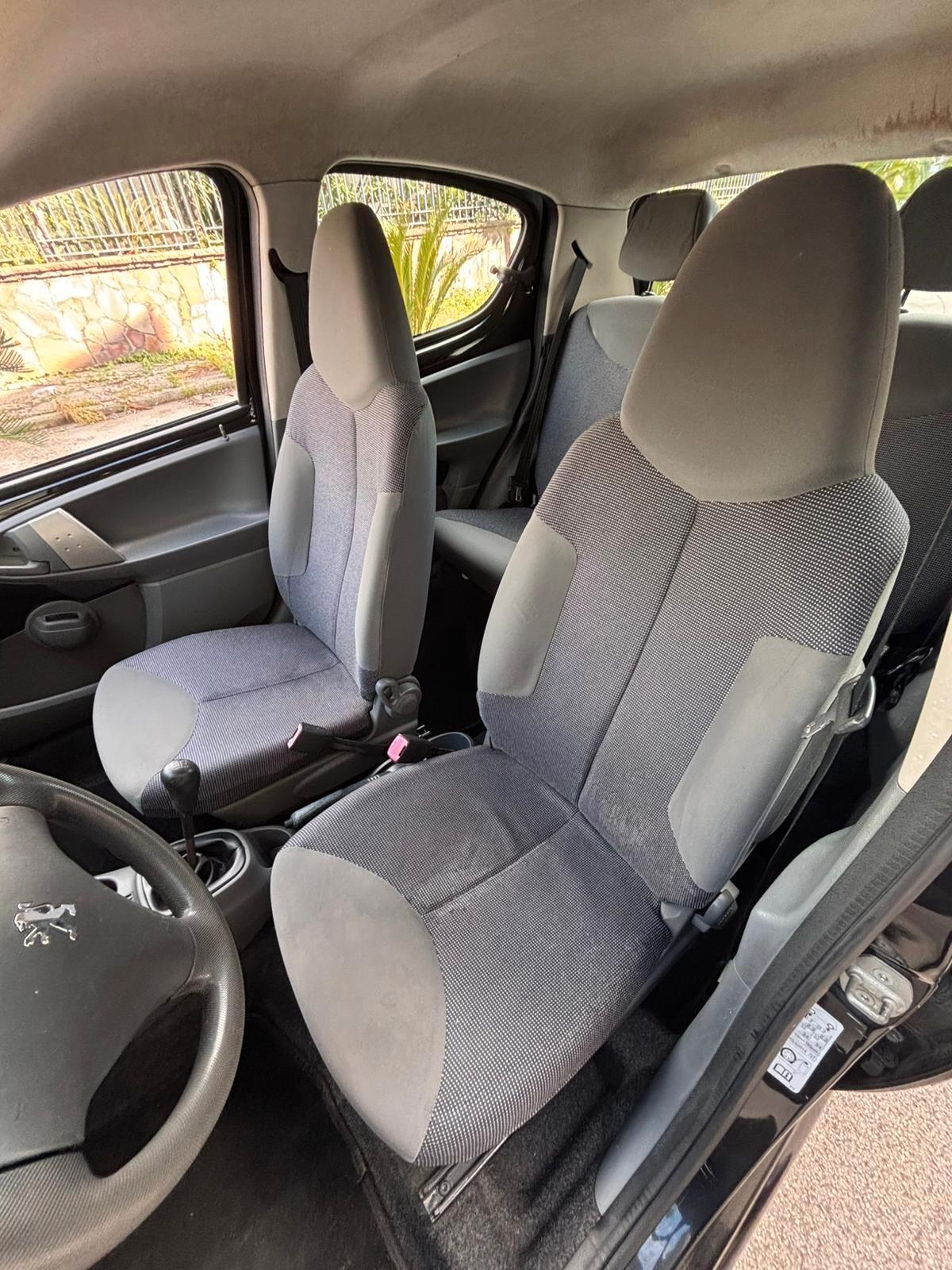 Peugeot 107 1.0 68CV 3p. Sweet Years