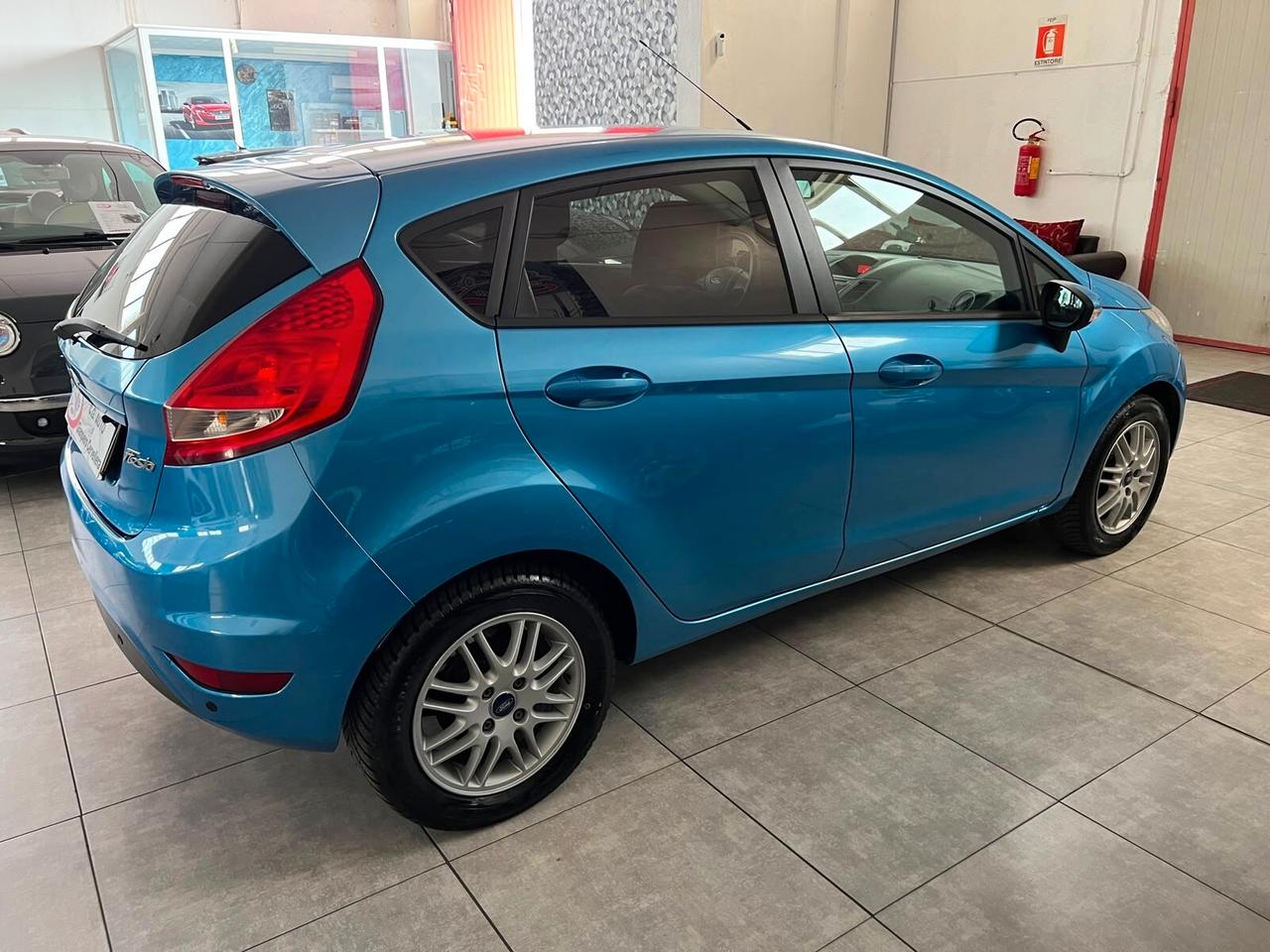 Ford Fiesta 1.4 68 CV TDCi - TITANIUM - 2010