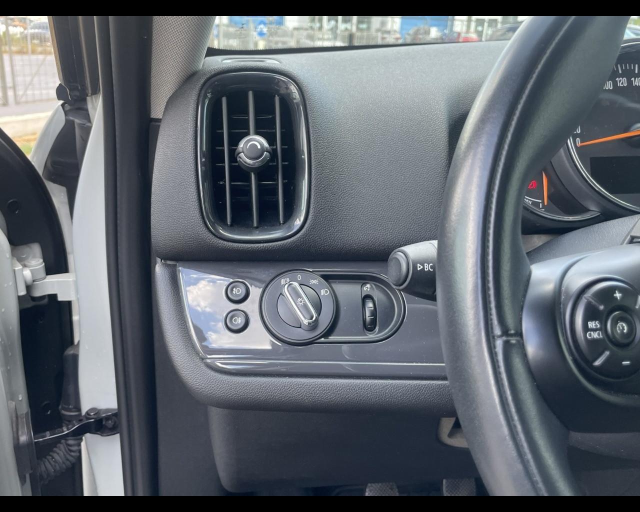MINI Mini Countrym.(F60) - Mini 1.5 Cooper Boost Countryman
