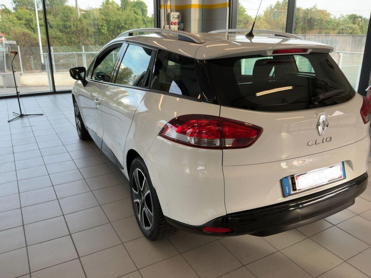 Renault Clio Sporter 1.2 75CV Live