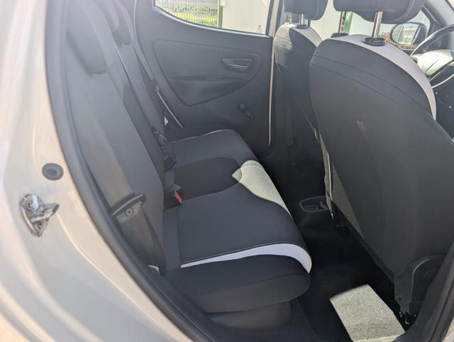 LANCIA Ypsilon 1.2 69 CV 5 porte Elefantino 5° Posto