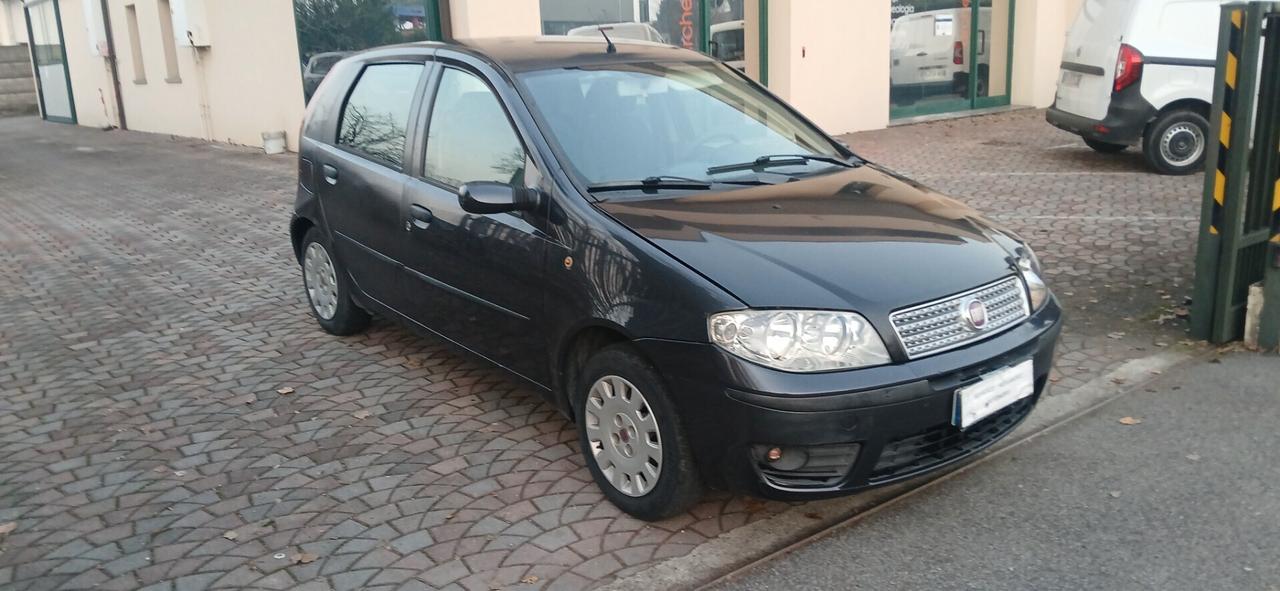 Fiat Punto 1.2 5 porte gpl neopatentati
