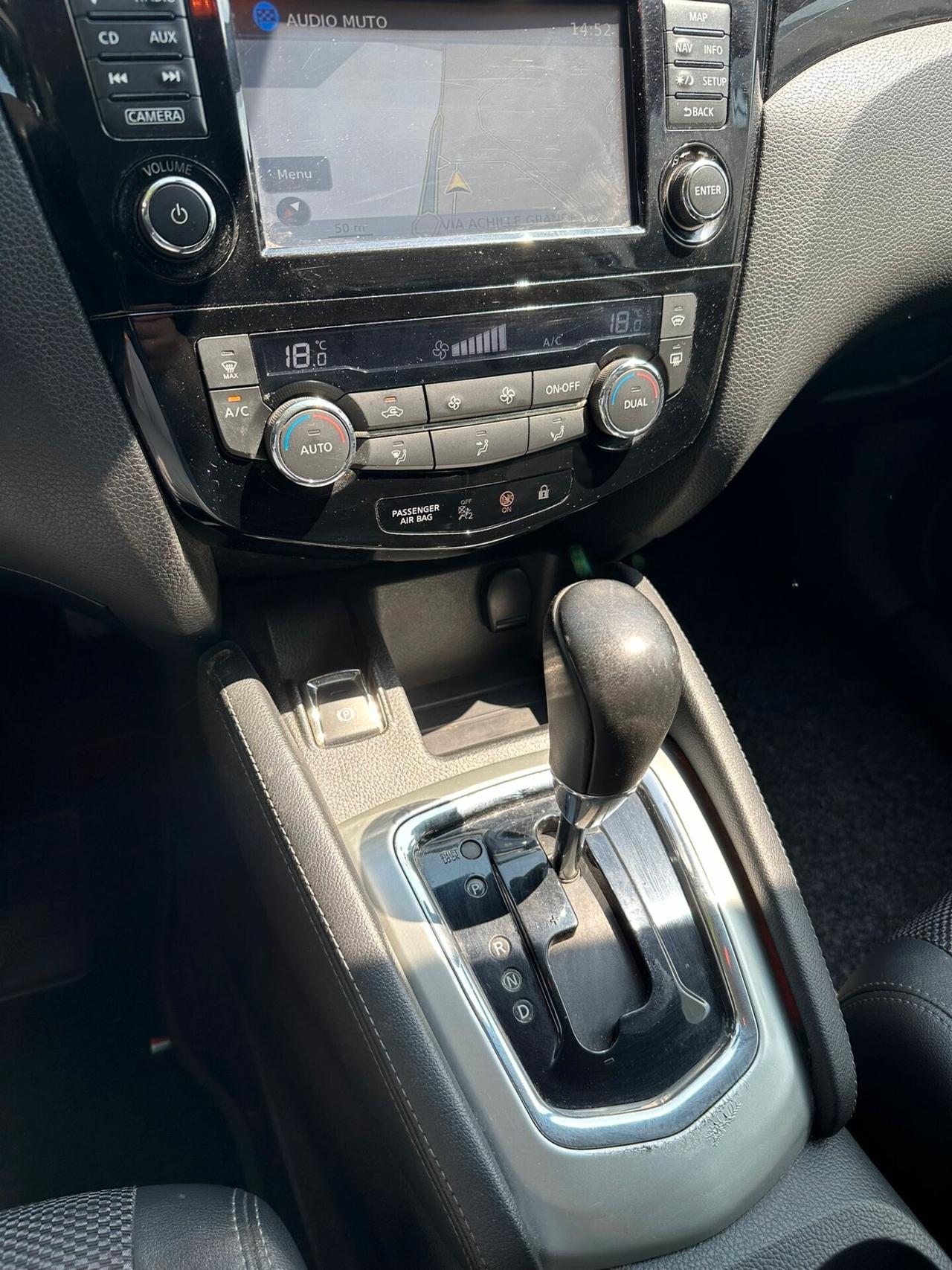 Nissan Qashqai 1.5 dCi N-Connecta Cambio Aut Gancio Traino Euro 6