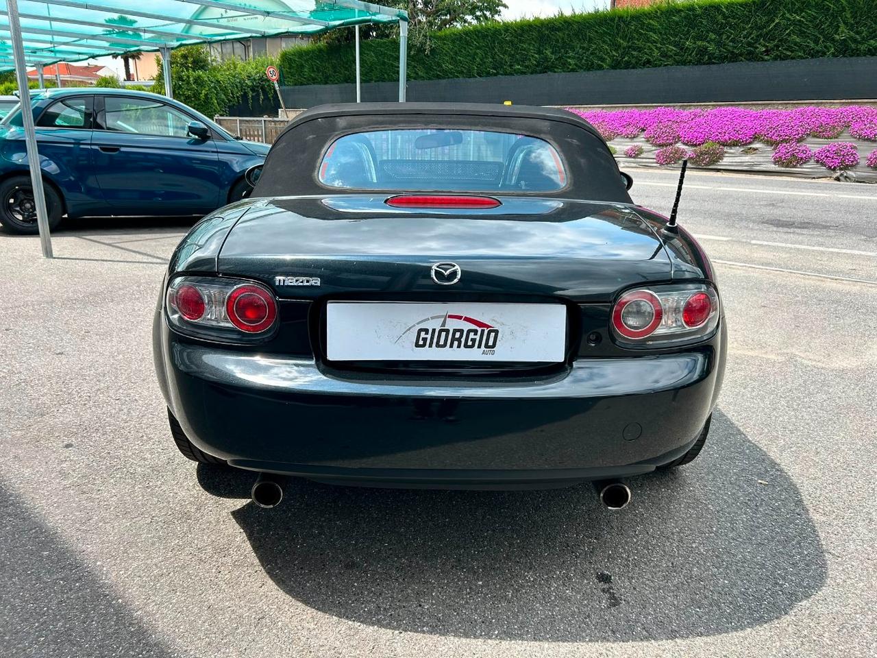 Mazda MX-5 Roadster Coupe 1.8 Fire