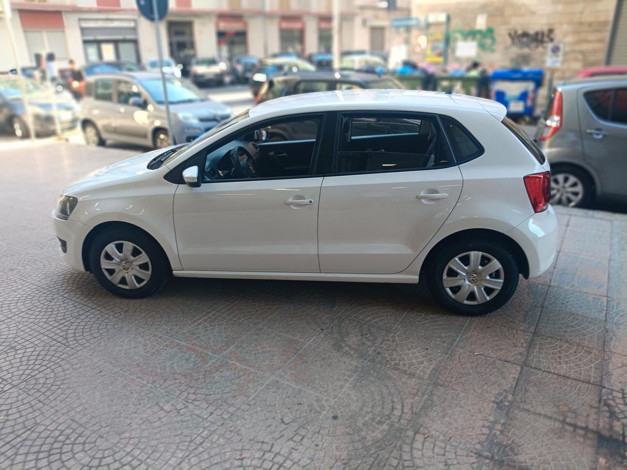 VOLKSWAGEN POLO 1.2 TDI 75CV-NEOPATENTATI-Euro 6490